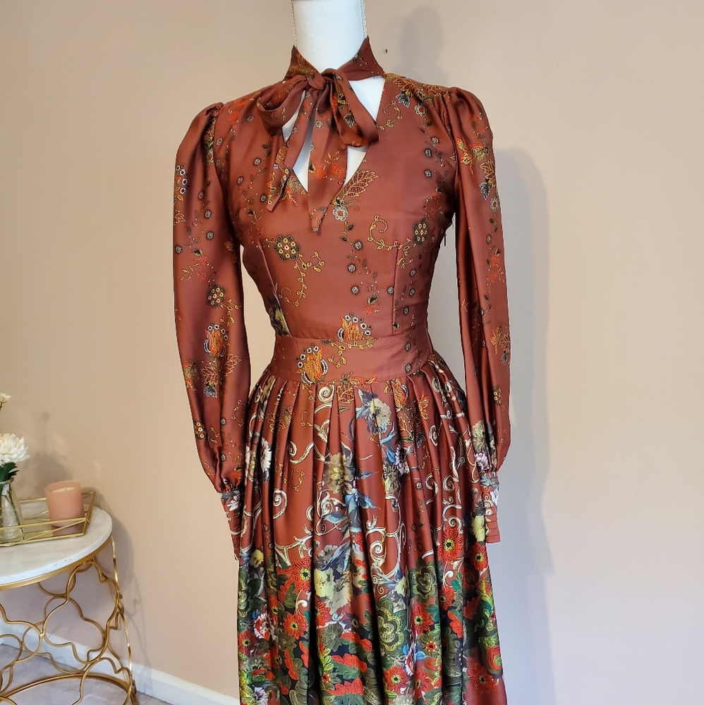 Dress Vintage inspired ☆ Unique design